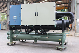 檢測出廠冷水機，恒星嚴格遵守產品標準